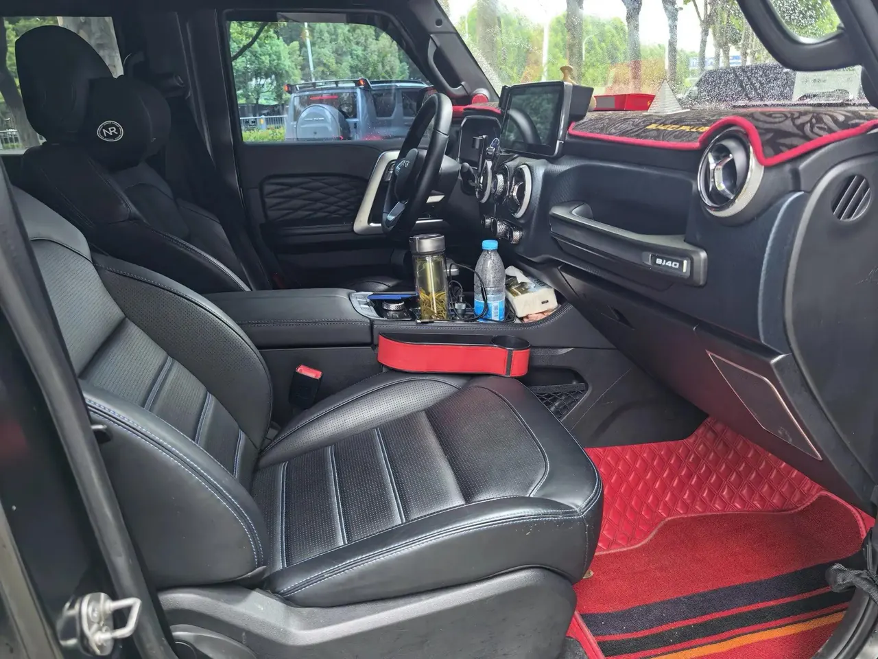 Beijing BJ40 2021 2.0D Automatic Four-wheel Drive Blade Hero Edition Chivalrous Type 7