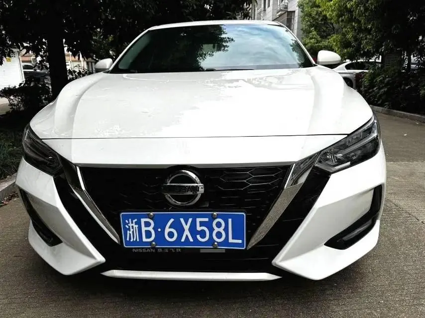 Sylphy 2022 1.6L XL CVT Comfort Edition 2