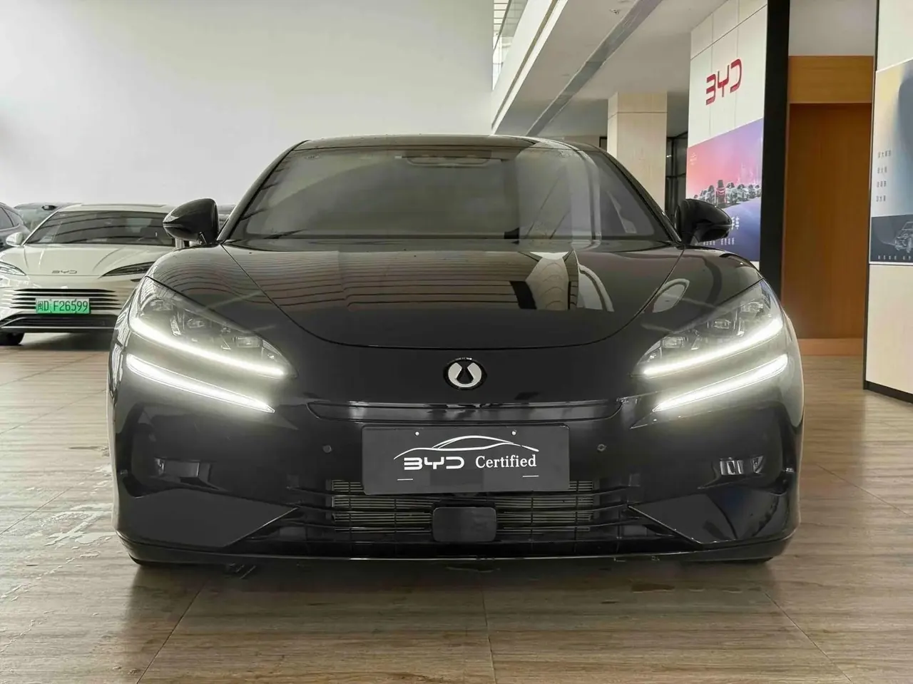 Denza Z9 2024 GT Plug-in Hybrid Edition 2