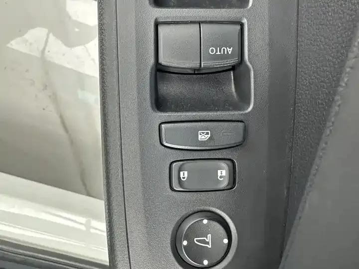 Honda XR-V 2023 1.5L CVT Thermal Edition 11