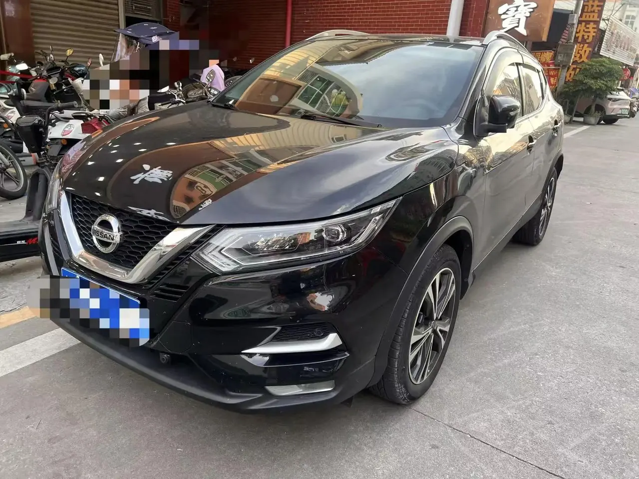 Open image lightbox: Qashqai 2022 2.0L CVT XV Premium Luxury Edition