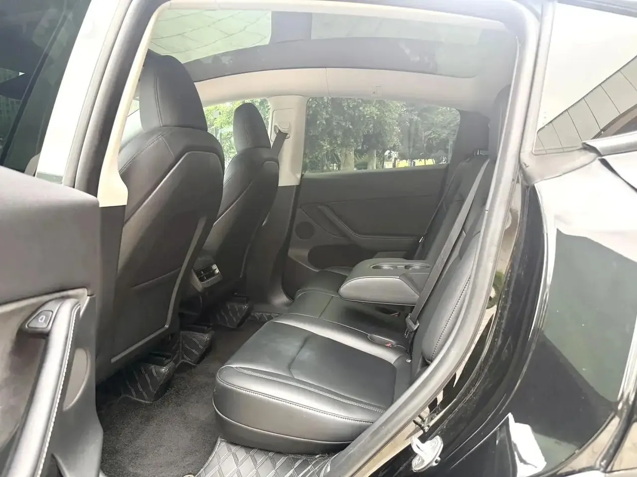 2023 Model Y Rear-Wheel Drive Version 5
