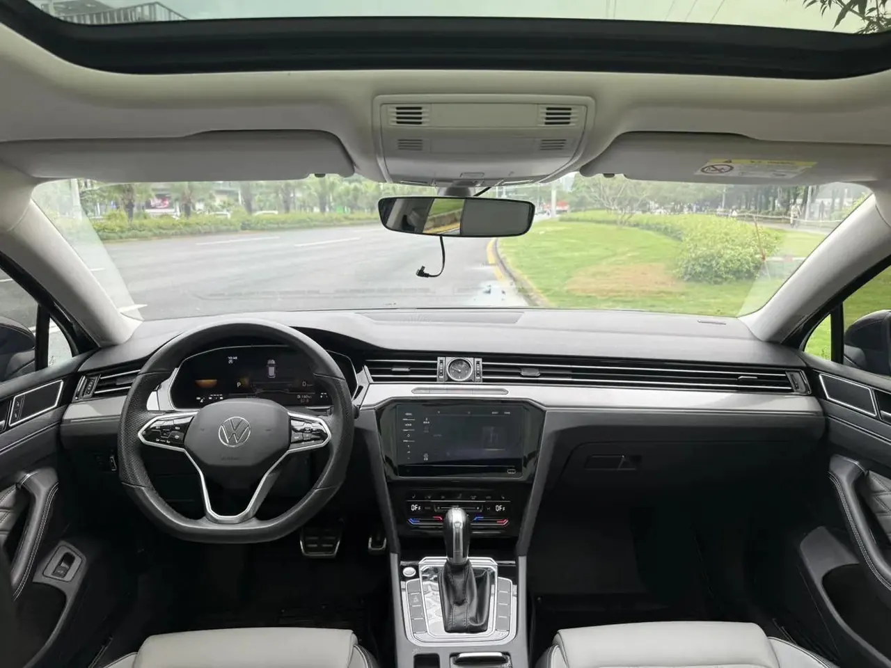 Volkswagen 2023 Magotan 2.0TSI 330TSI 2 Million Units Commemorative Edition Leading Model Automatic 10