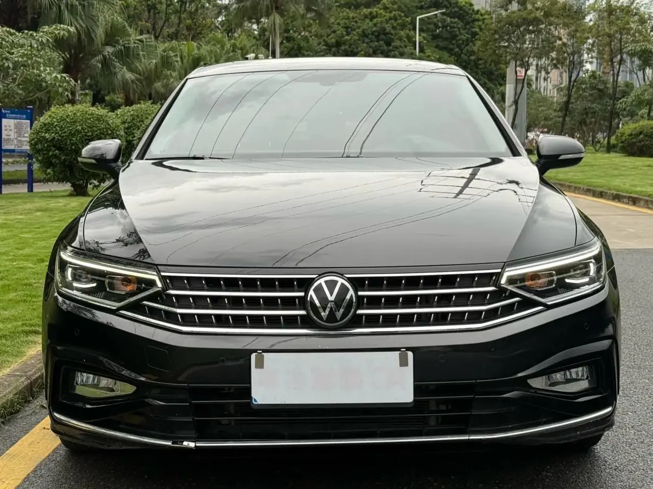 Volkswagen 2023 Magotan 2.0TSI 330TSI 2 Million Units Commemorative Edition Leading Model Automatic 5
