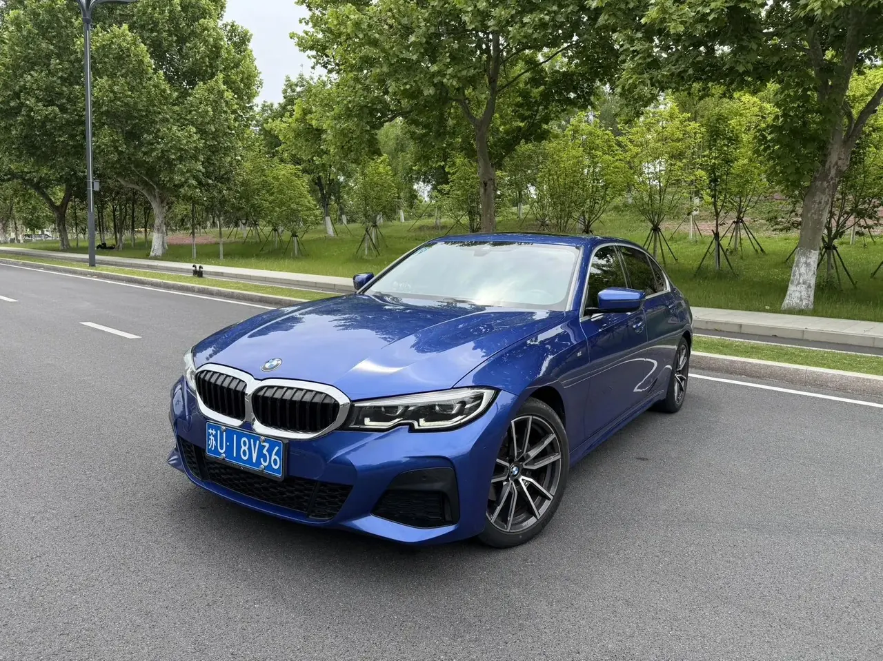 BMW 3 Series 2021 model, facelifted, 325Li M Sport Package - View 1