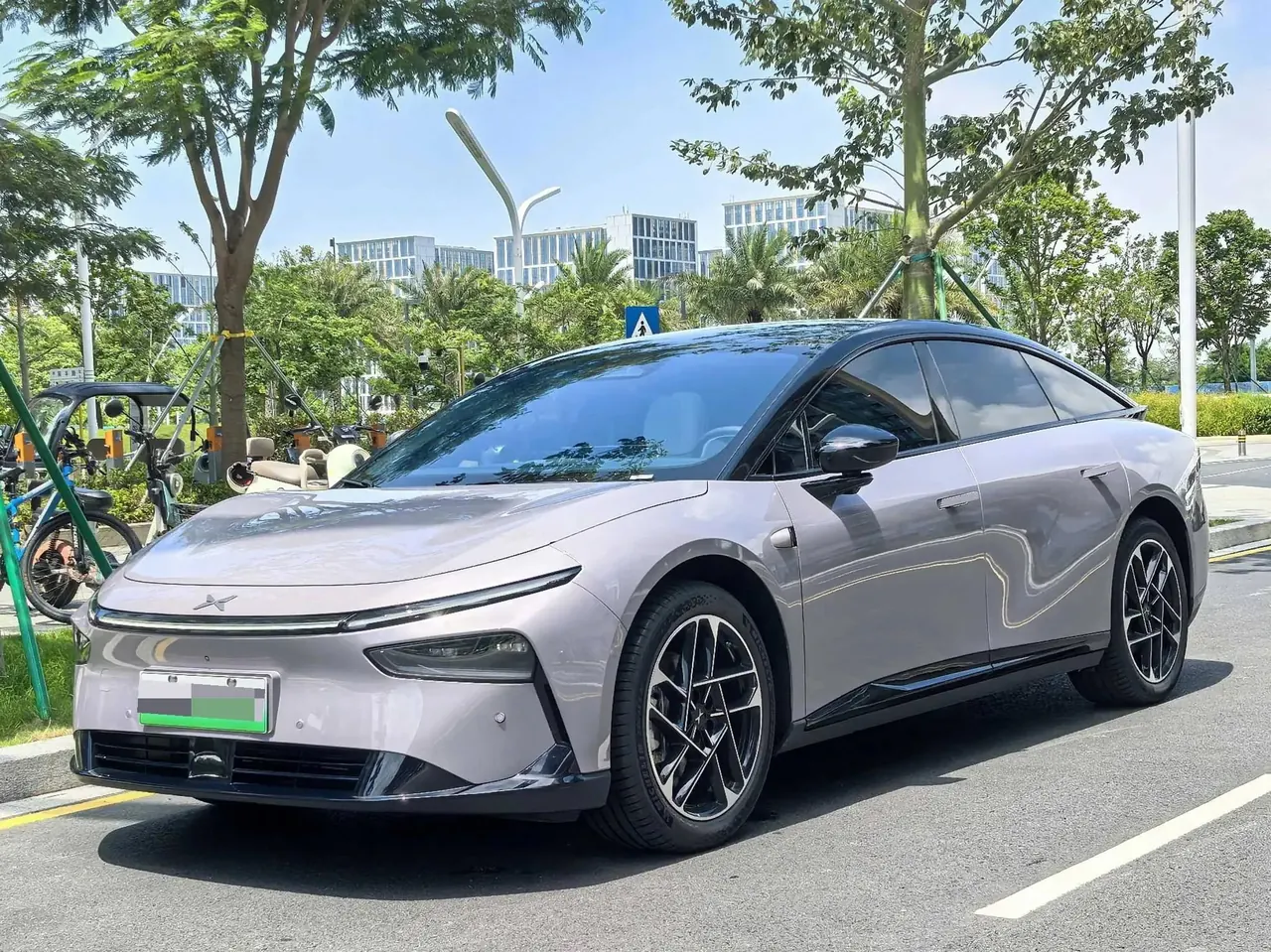 Xpeng 2024 P7 Long-Range Max Automatic - View 1