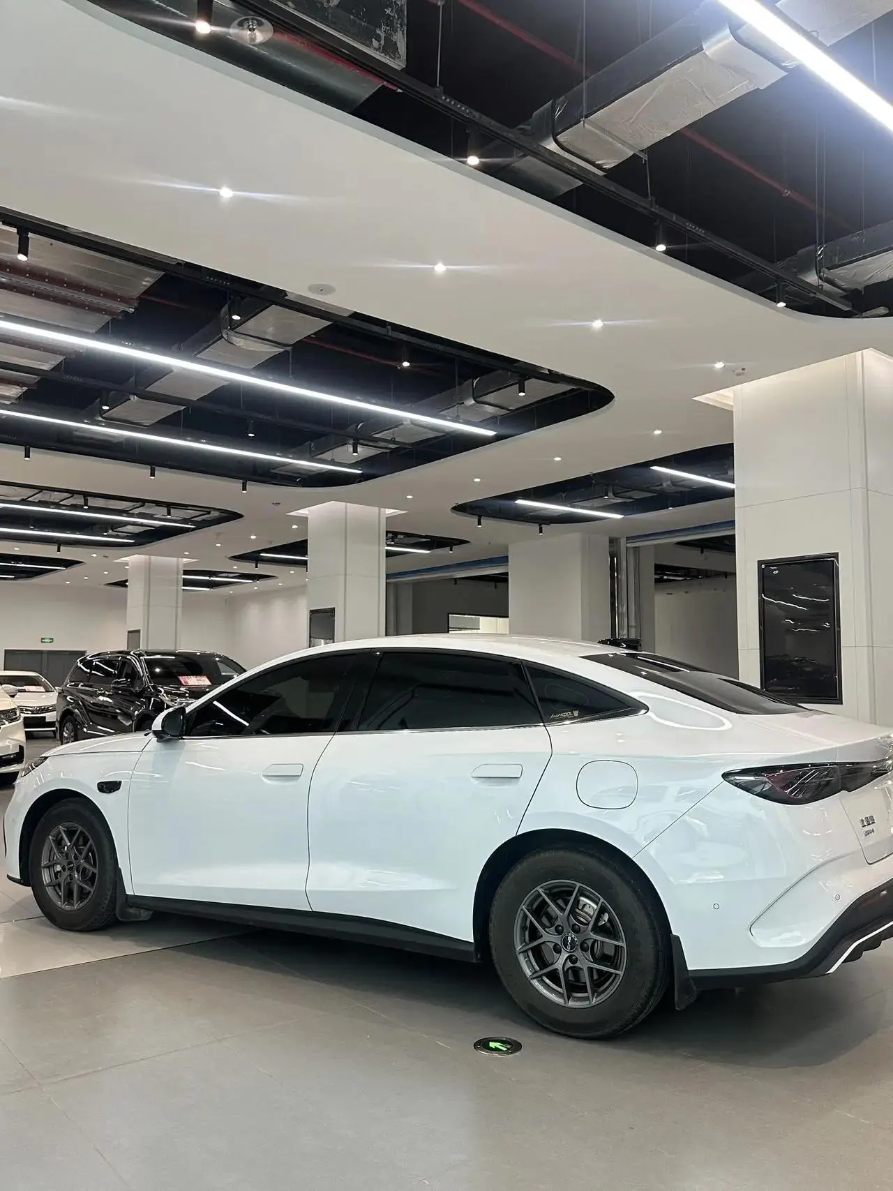 BYD 2025 seals 06 DM-i 1.5 stepless smart driving version 80KM luxury automatic gear 2