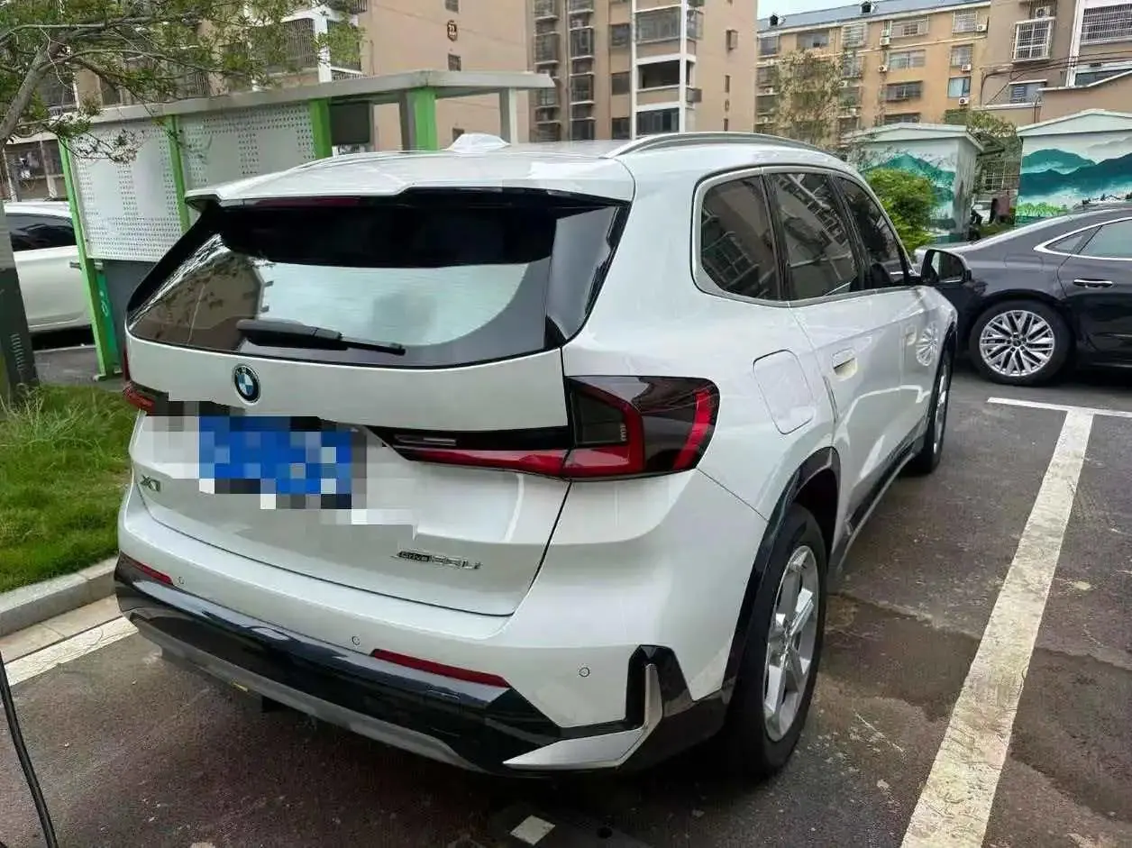 BMW 2024 X1 sDrive20Li 1.5T X Design Package Automatic 4