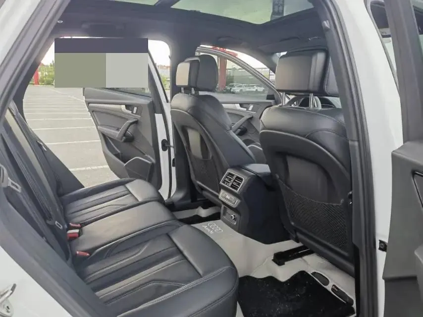 Audi 2024 Q5L Sportback 2.0TFSI 40TFSI luxury automatic 8