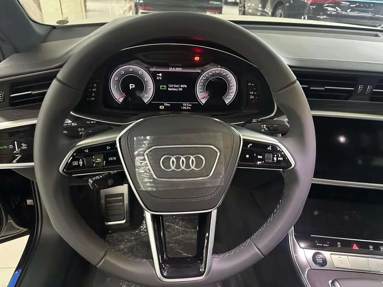 Audi 2026 A6L 2.0TFSI 45TFSI Quattro Selected Dynamic Automatic 3