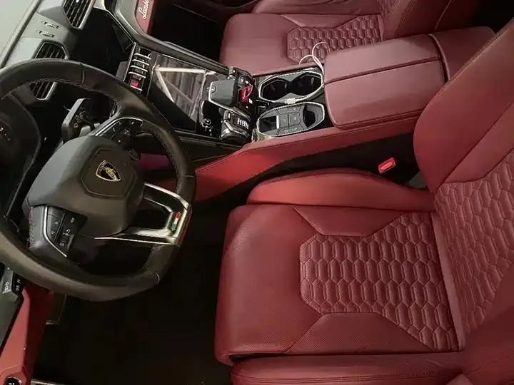 Urus 2021 4.0T V8 6