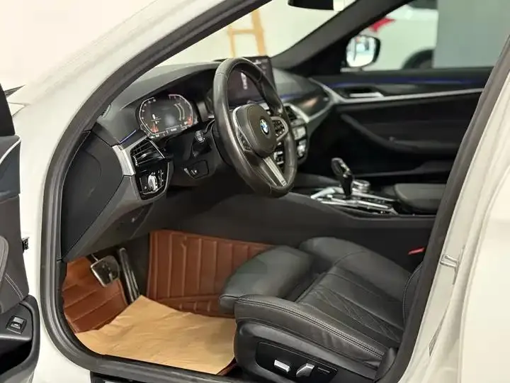 BMW 5 Series (Imported) 2021 525i M Sports Suit 4