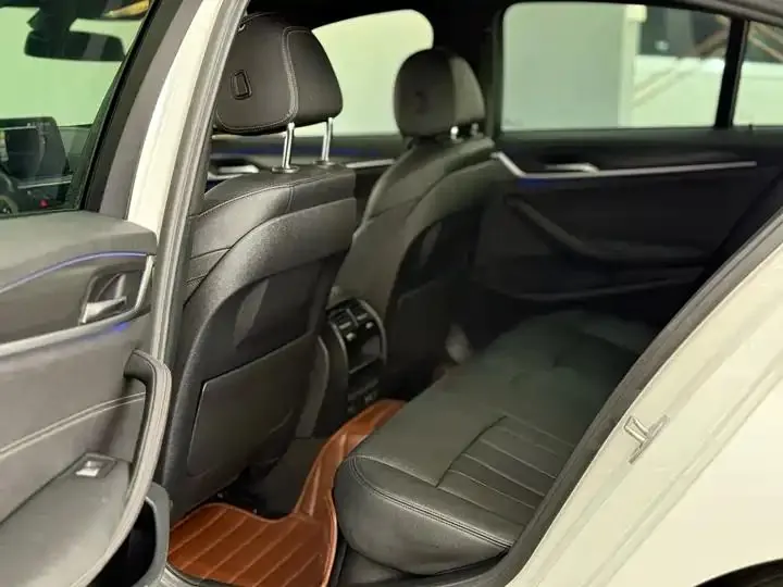 BMW 5 Series (Imported) 2021 525i M Sports Suit 6