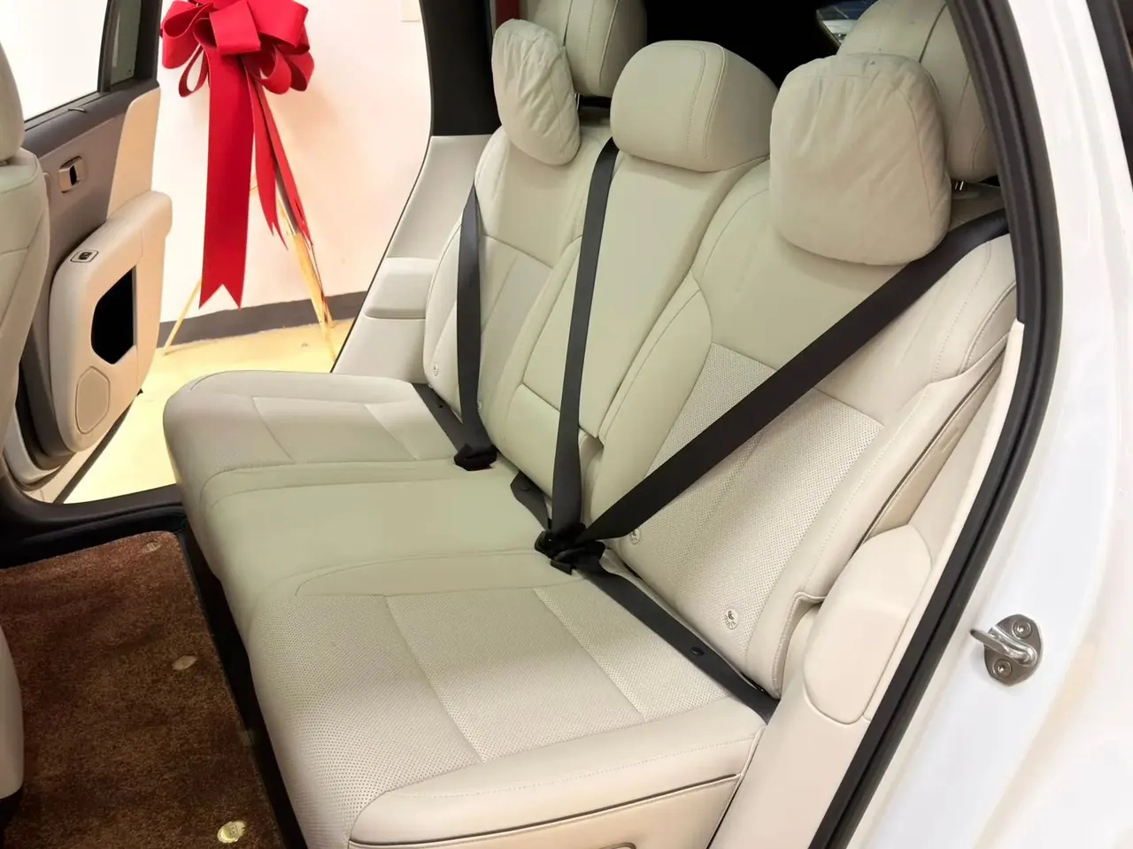 Li i6 2025 model, four-wheel-drive base version 6