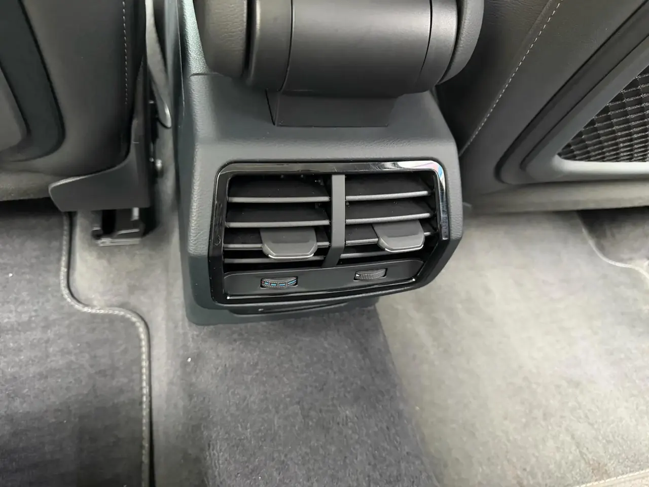 Audi 2023 Q3 1.4TFSI 35TFSI Fashion Dynamic Automatic 10