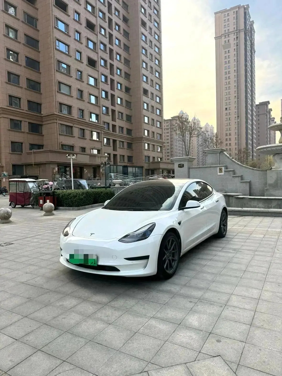 Model 3 2022 rear-wheel drive version - View 1
