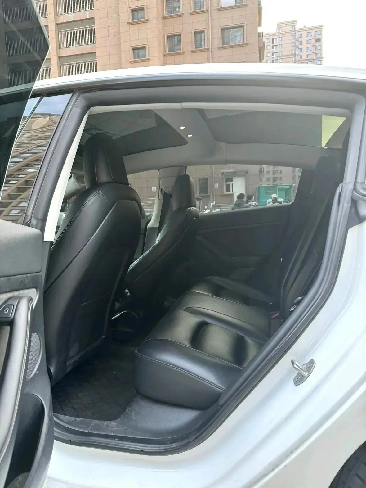 Model 3 2022 rear-wheel drive version 2