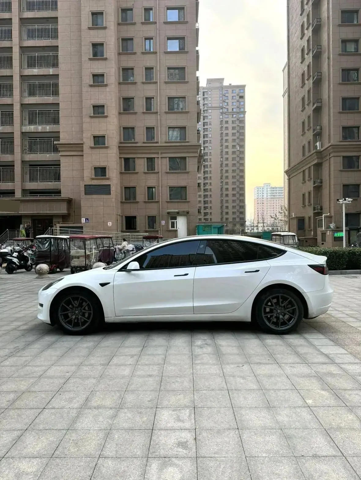Model 3 2022 rear-wheel drive version 3