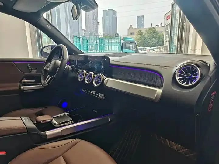 Mercedes Benz GLB 2023 GLB 220 Dynamic 13