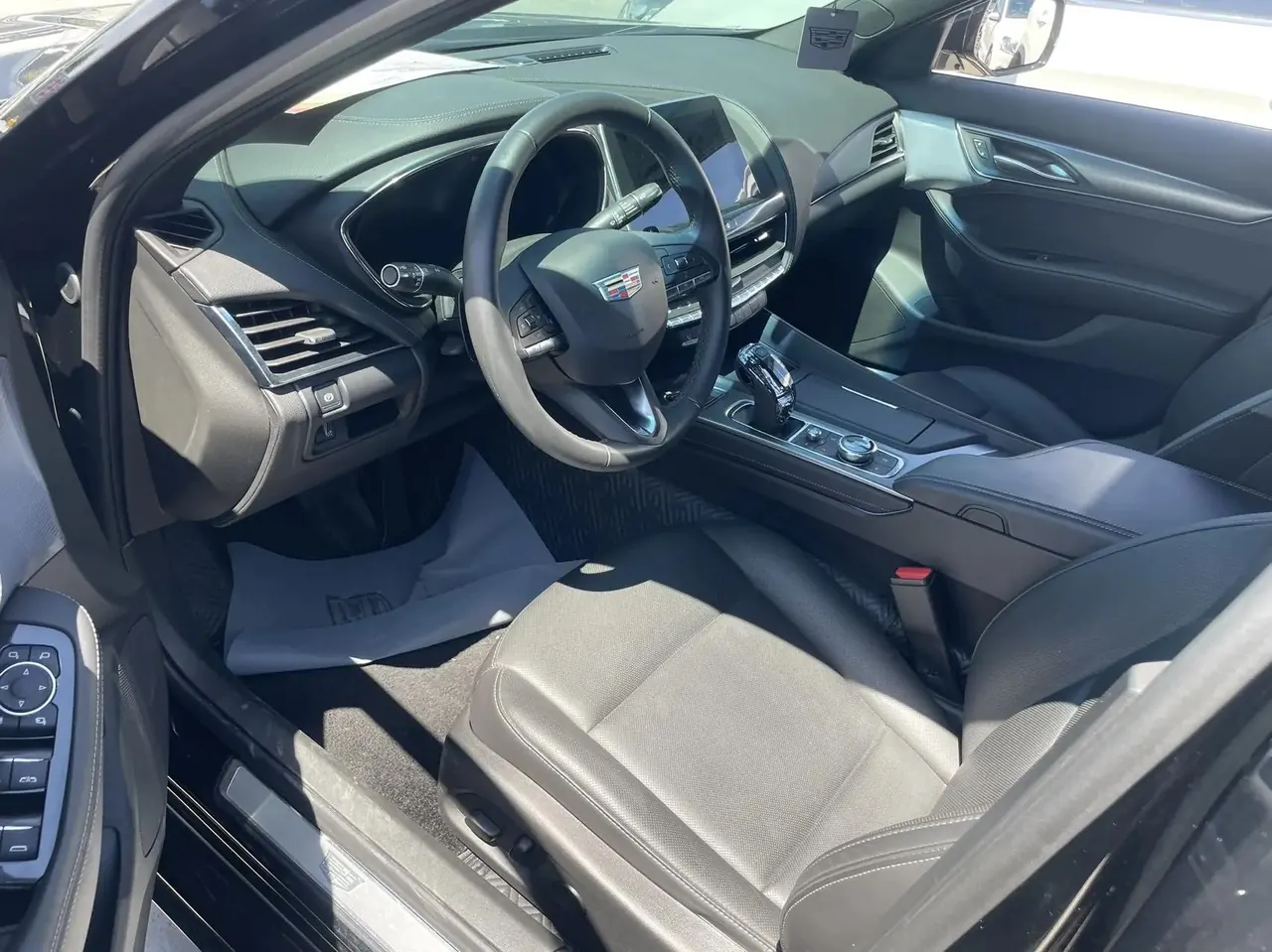 Cadillac CT5 2023 28T Luxury Edition (Standard Version) 3