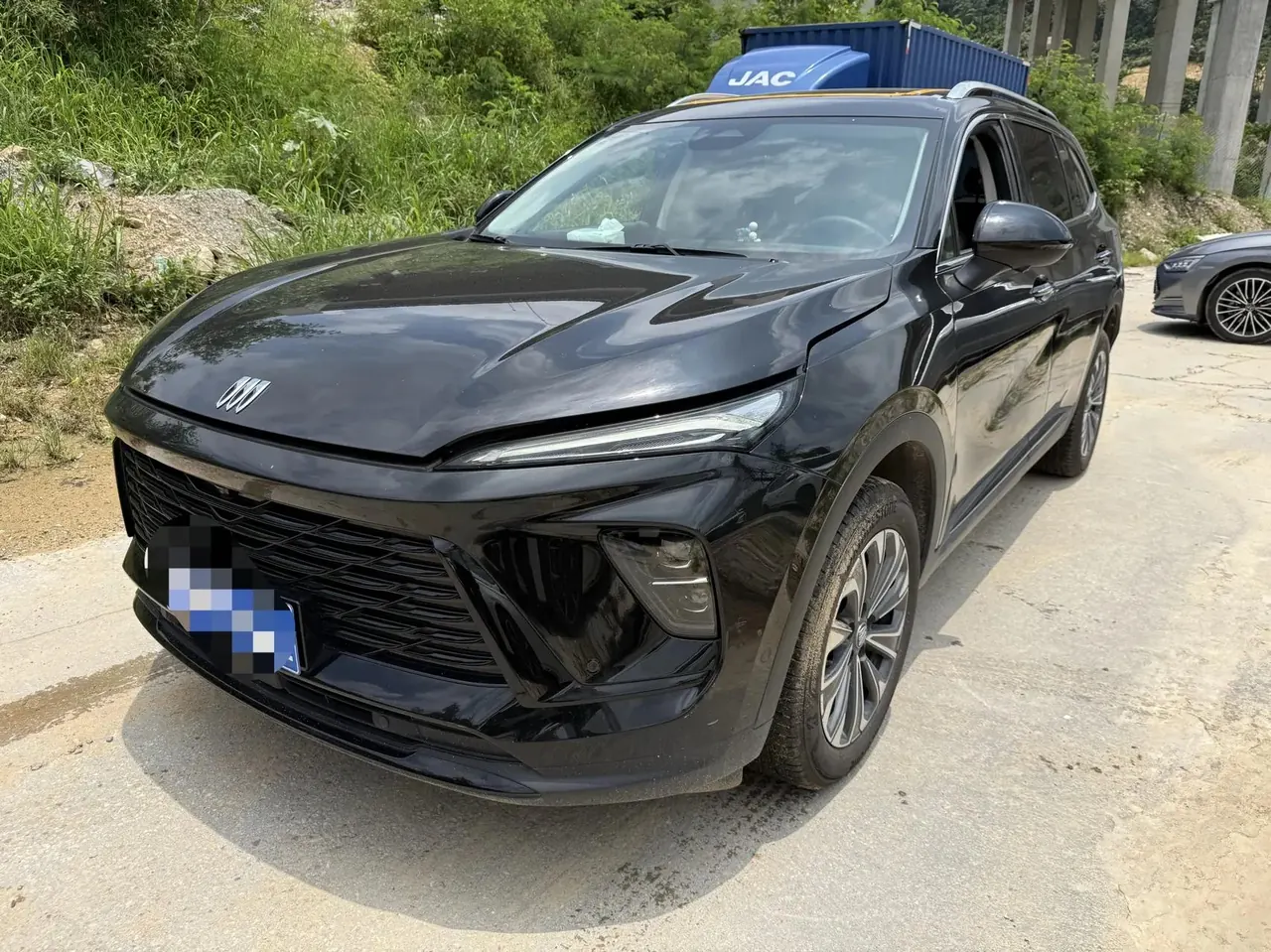 Открыть галерею: Buick 2025 Enclave Plus 2.0T 28T Two-Wheel-Drive Platinum Edition Automatic