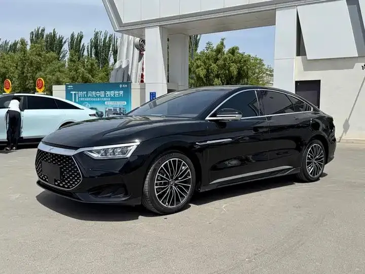 Han 2023 DM-i Champion Edition 121KM Honorable Model - View 1