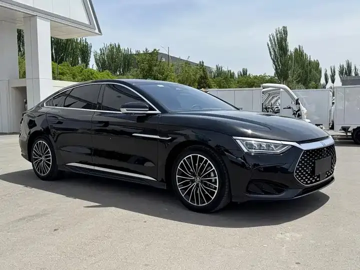 Han 2023 DM-i Champion Edition 121KM Honorable Model 3