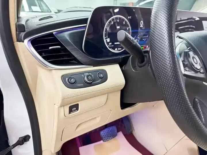 Buick GL8 2022 ES Lu Zun 653T Premium 17