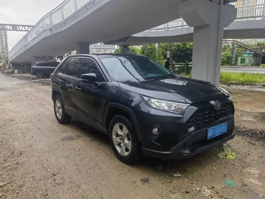 RAV4 RongFang 2022 2.0L CVT Two-Drive Urban Edition 2