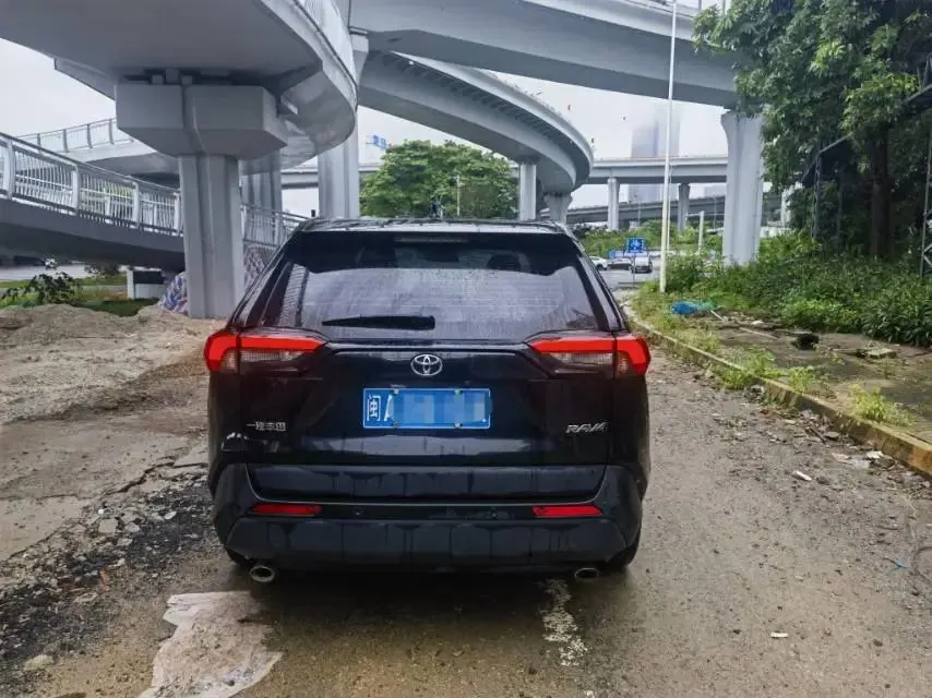 RAV4 RongFang 2022 2.0L CVT Two-Drive Urban Edition 5