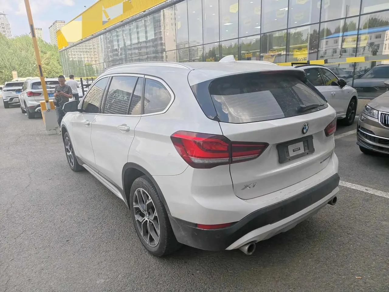 BMW X1 2022 sDrive20Li Luxury Model 4