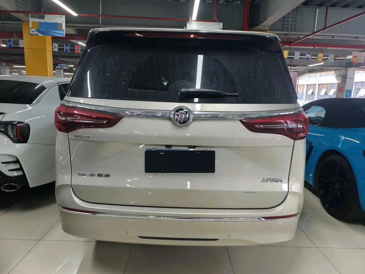 Buick GL8 2021 ES Land Business 653T Prestige Model 4