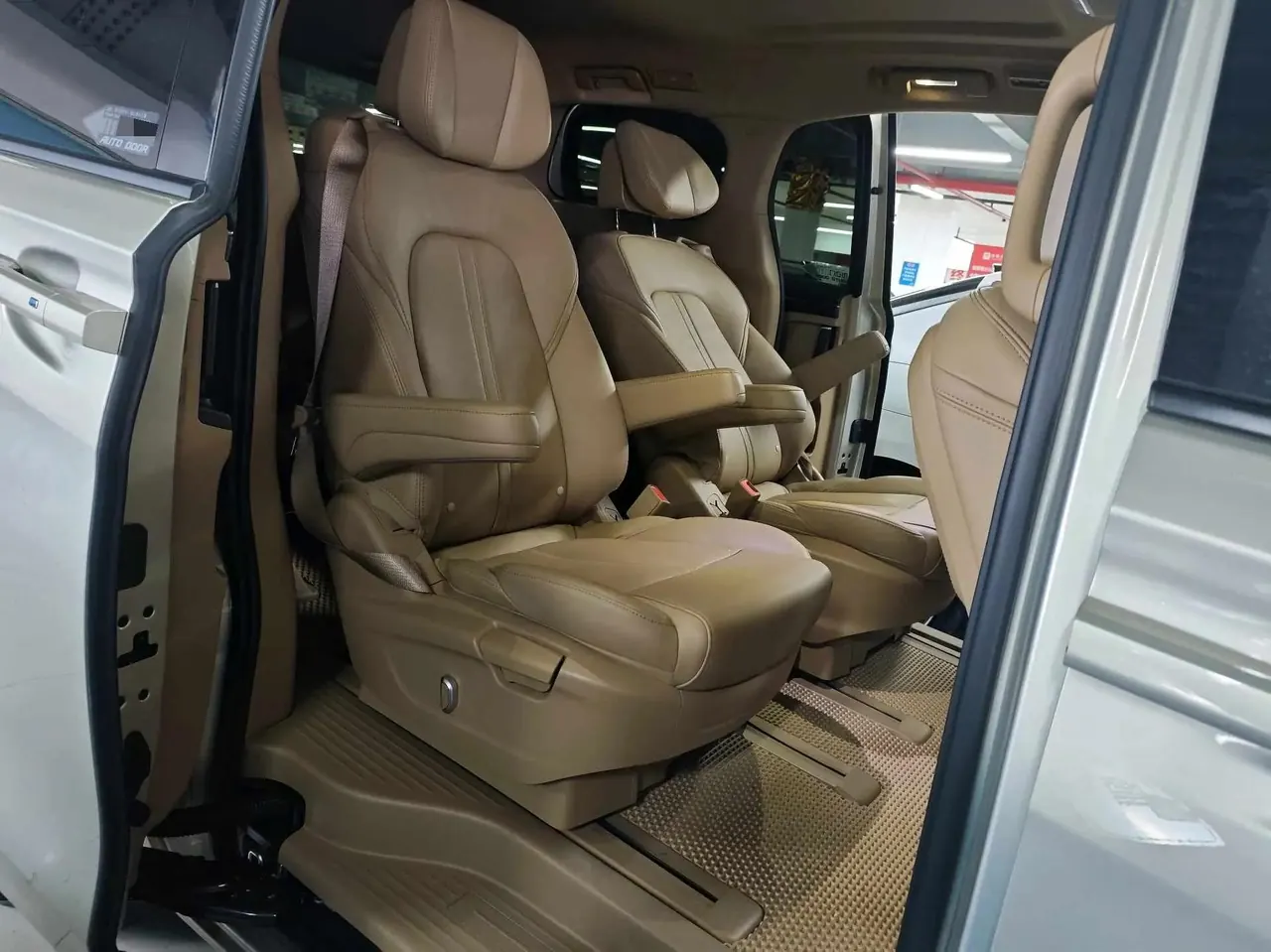 Buick GL8 2021 ES Land Business 653T Prestige Model 7