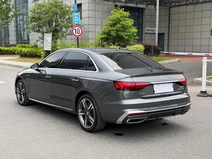 Audi A4L 2020 model 40 TFSI Luxury Dynamic Edition 5