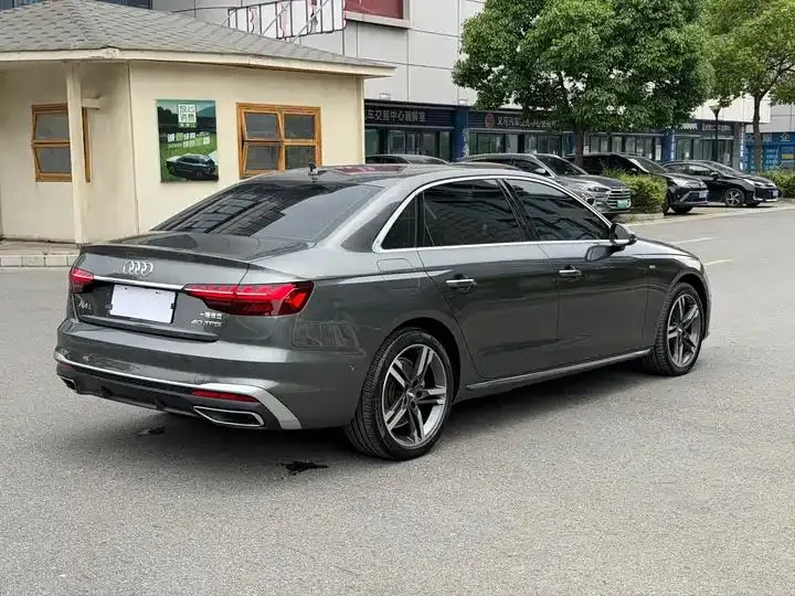Audi A4L 2020 model 40 TFSI Luxury Dynamic Edition 7