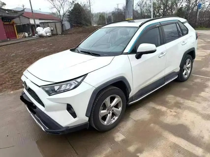 Open image lightbox: RAV4 Rongfeng 2020 2.0L CVT Four-wheel Drive Fashion PLUS Edition