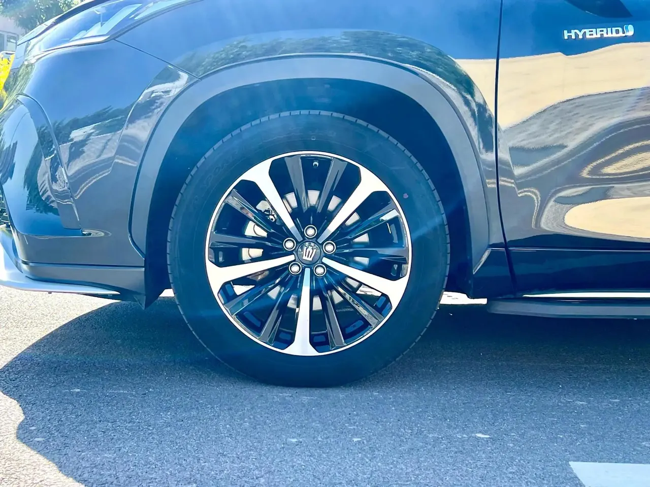 Toyota 2023 Crown Landfang 2.5 CVT Four-Wheel Drive Prestige Automatic 3