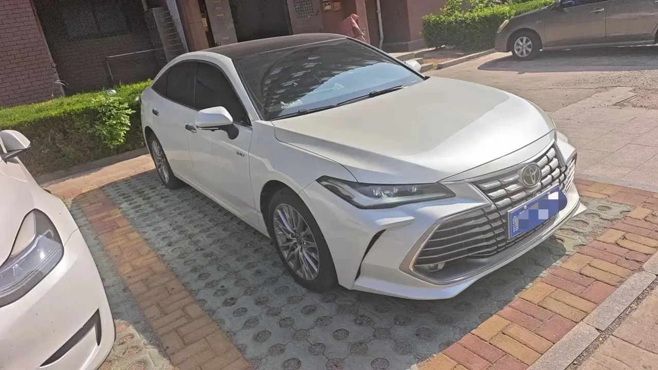 Toyota 2024 Asian Dragon Dual Engine 2.0 CVT Luxury Automatic 2