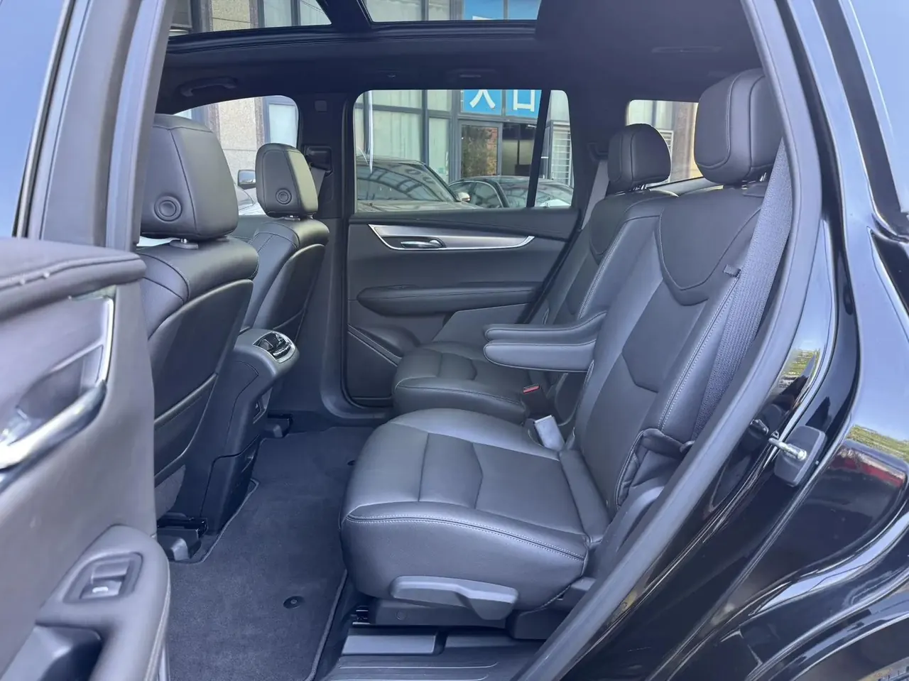 Cadillac XT6 2022 2.0T 6-seat 4-wheel drive fashion model 8