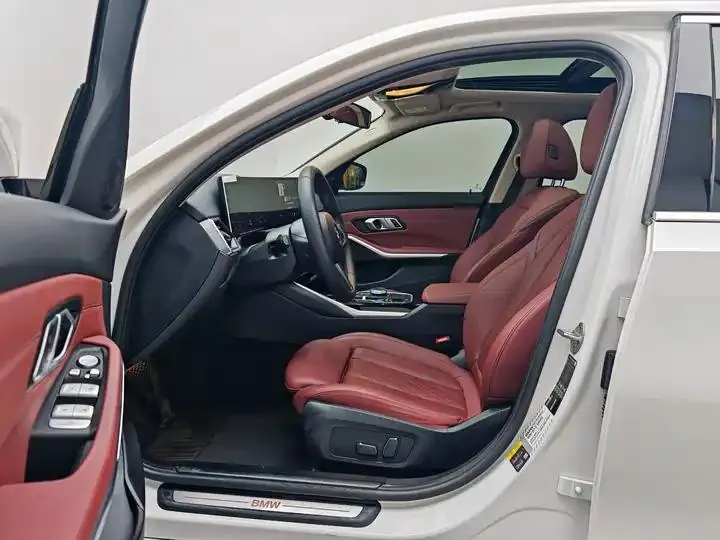 BMW i3 2024 eDrive 35 L 14