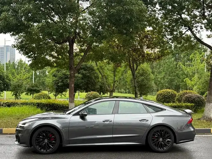 Audi A7 2021 model 45 TFSI Prestige Edition 3