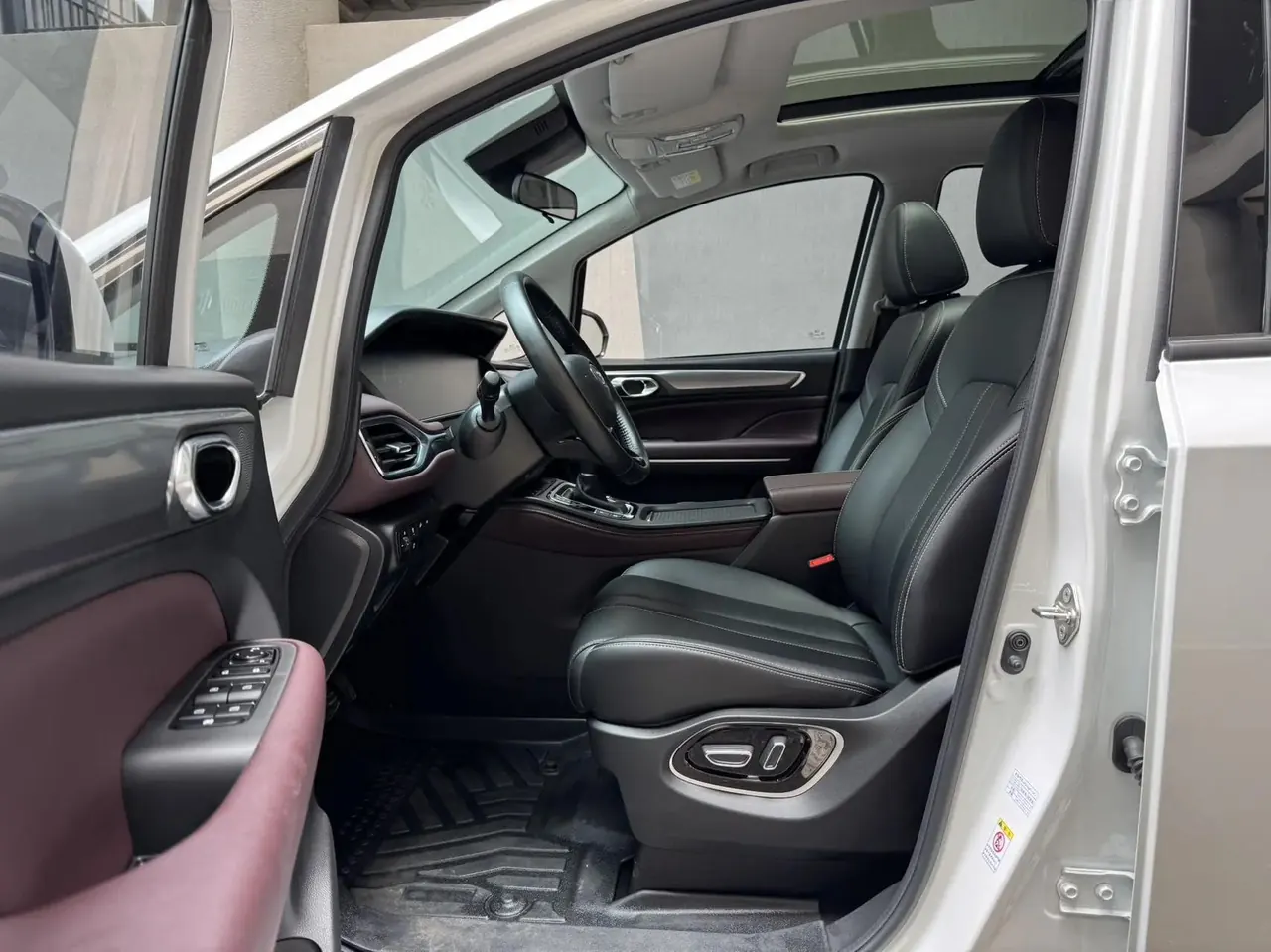 GAC Trumpchi M6 2021 PRO 270T Automatic Prestige Edition 6