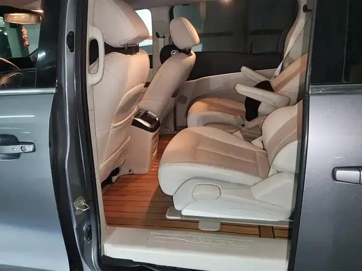 Buick GL8 2023 Land Business Class Smart 11