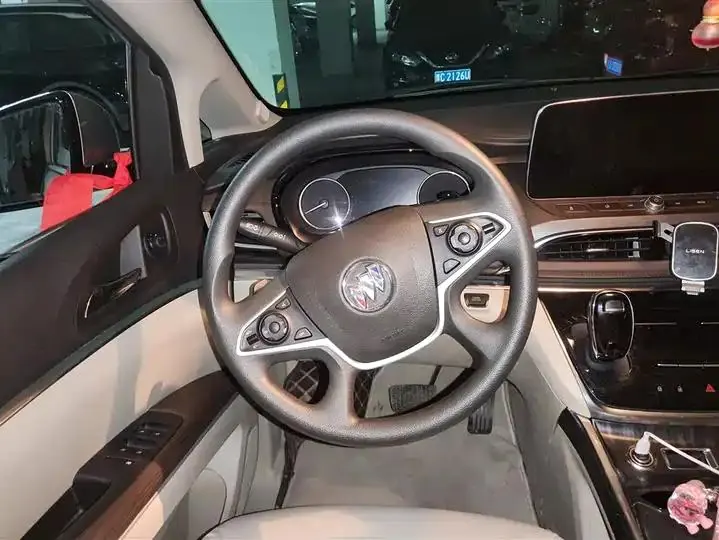Buick GL8 2023 Land Business Class Smart 15