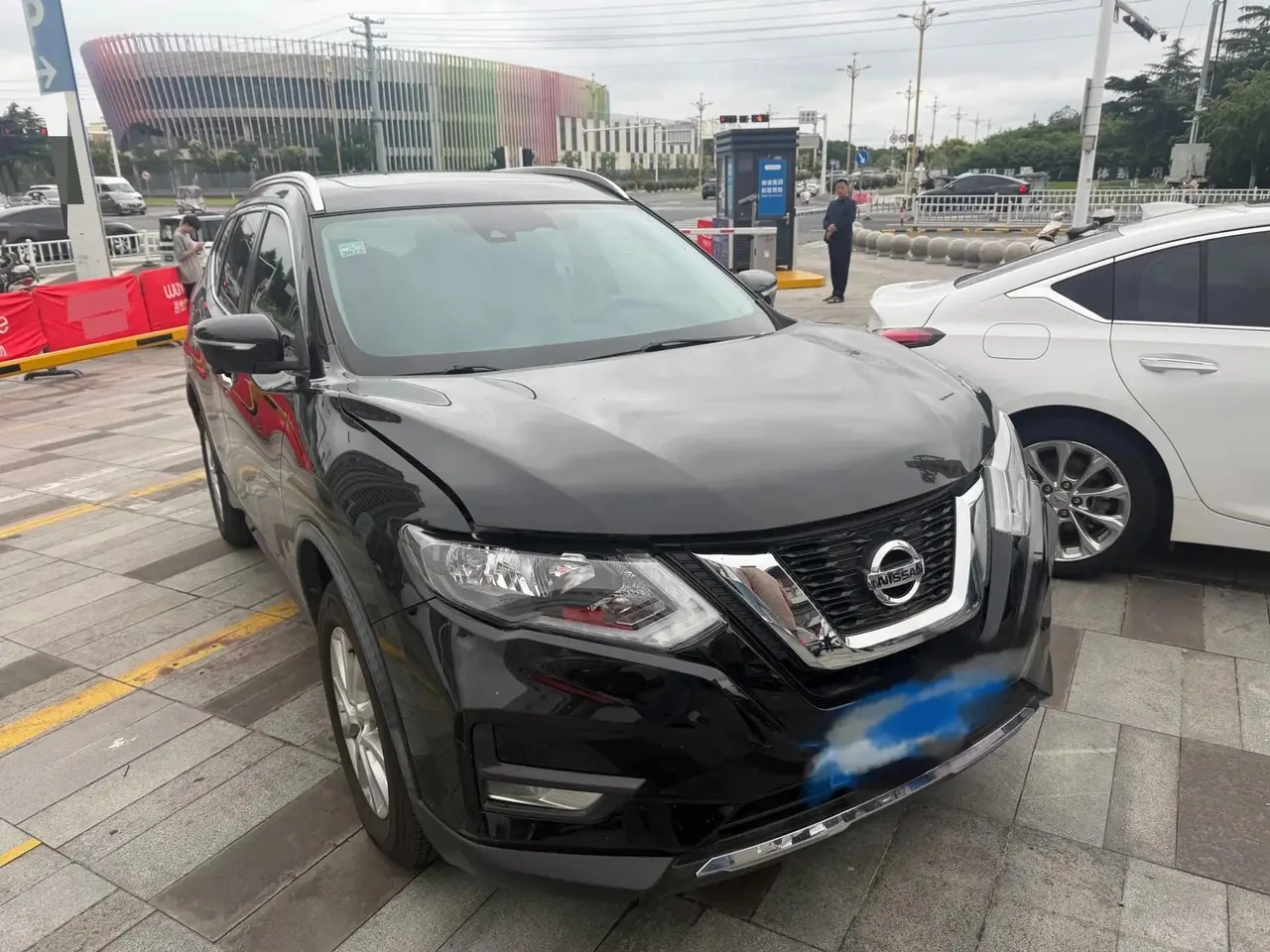 X-Trail 2021 2.0L CVT 2WD XL ITS Comfort Commemorative Edition 2