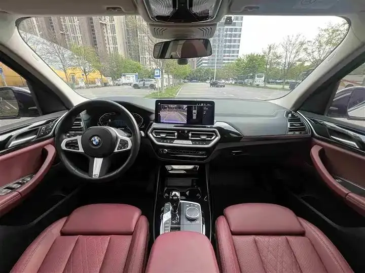 BMW X3 2022 xDrive25i M sports suit 17
