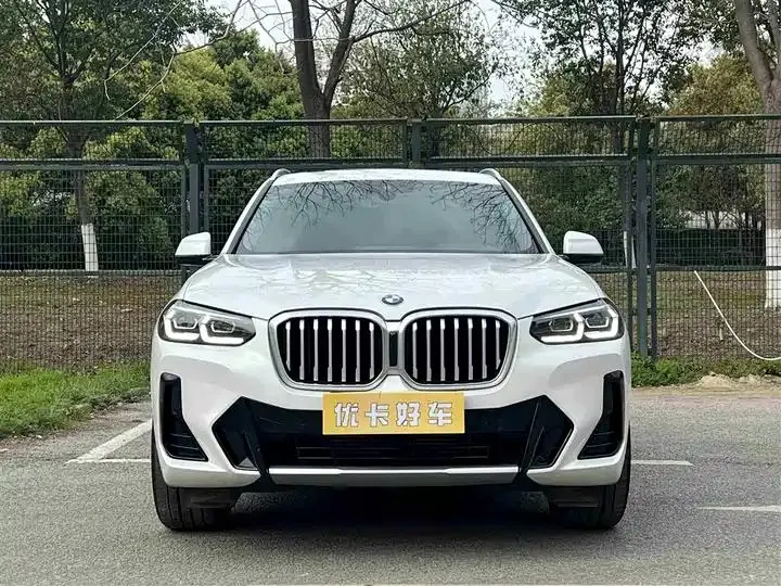 BMW X3 2022 xDrive25i M sports suit 2