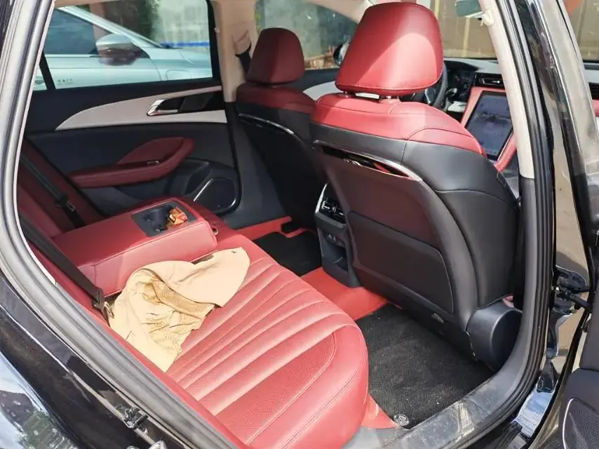 HongQi 2025 H5 1.5T Flag Rhyme 500000 Commemorative Automatic Gear 5