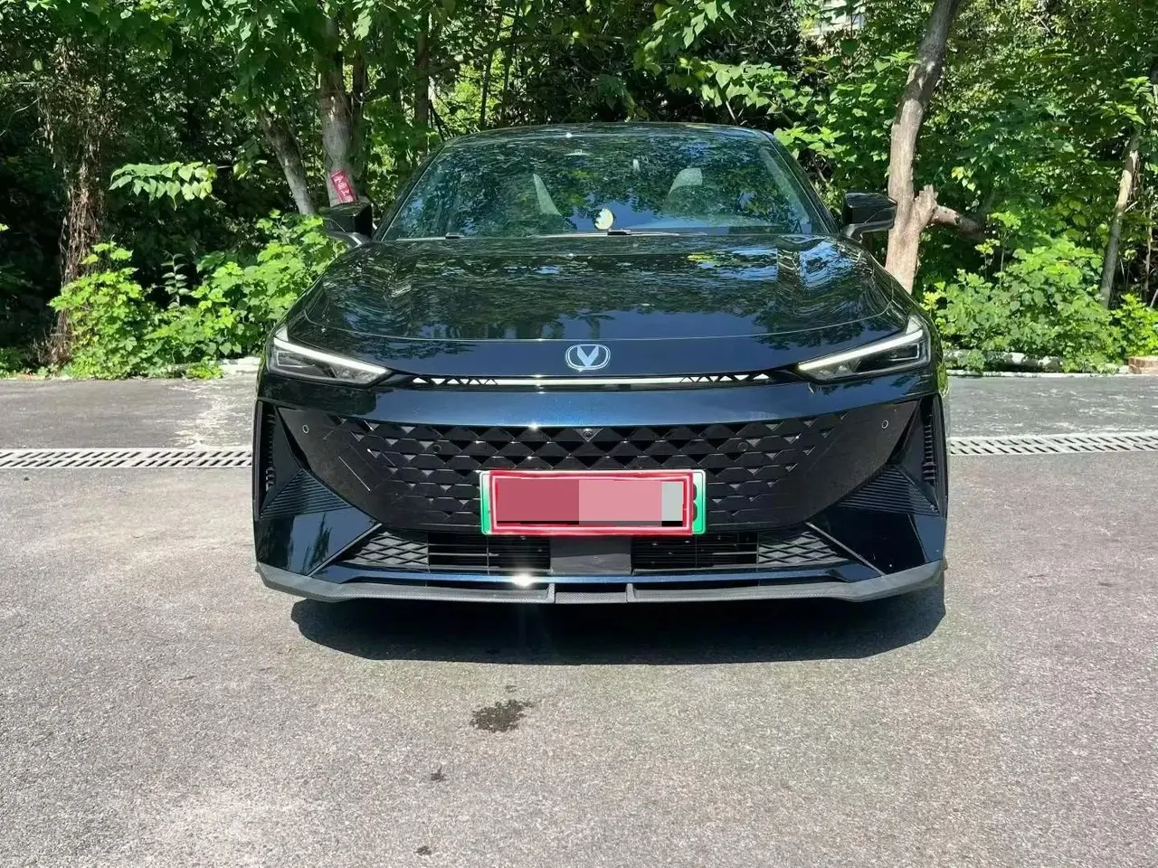ChangAn 2024 UNI-V Smart Electric iDD 1.5 CVT Blue Whale 136km Intelligent Supreme Edition Automatic 2