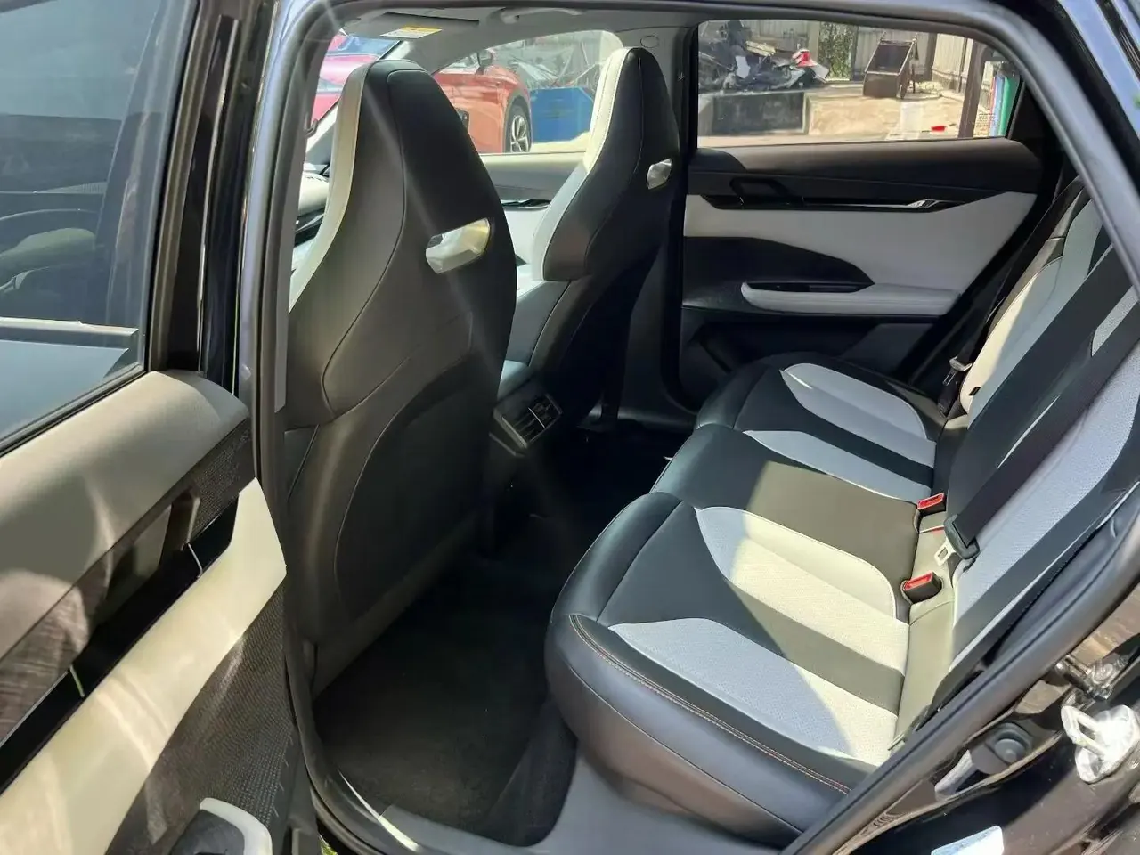 ChangAn 2024 UNI-V Smart Electric iDD 1.5 CVT Blue Whale 136km Intelligent Supreme Edition Automatic 5